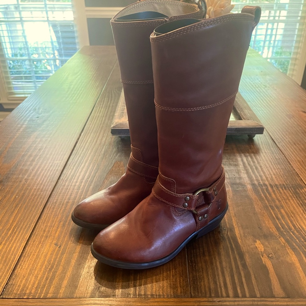 Little Girls FRYE boots 🤩 size 13 little girls
